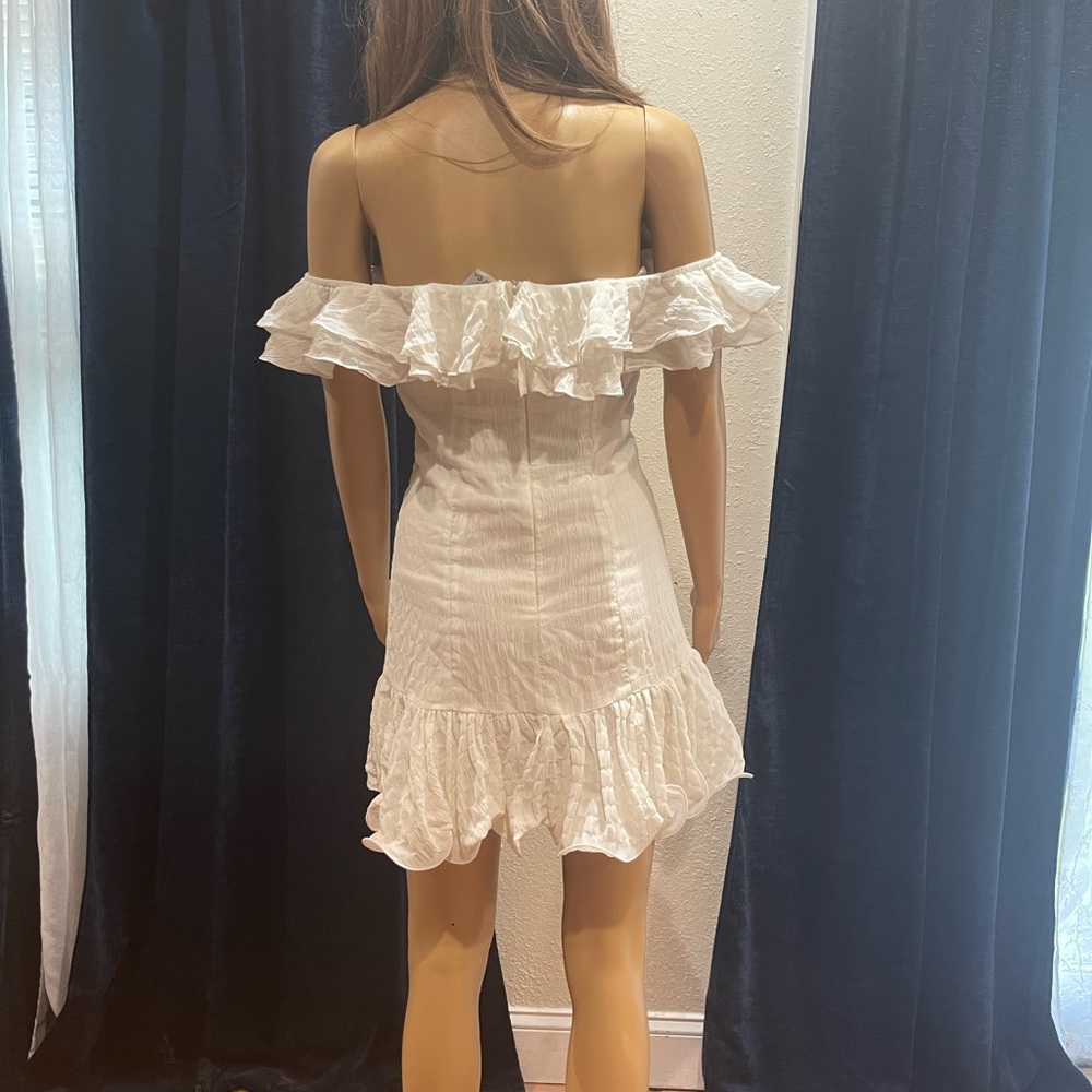 Dress - Picture 4 of 8